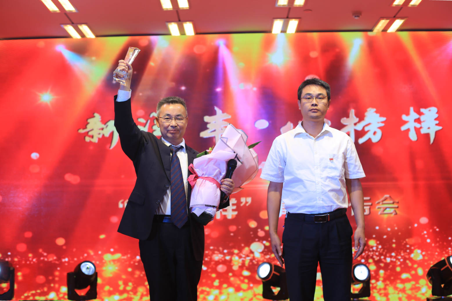 XYF_0661_meitu_9.jpg XYF_0661_meitu_9.jpg