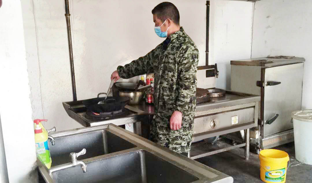 李大兵_meitu_32.jpg 李大兵_meitu_32.jpg