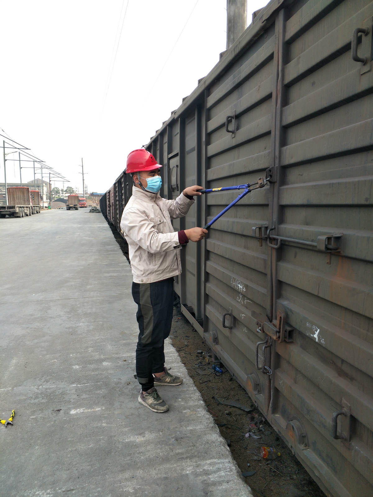 陈取威_meitu_33.jpg 陈取威_meitu_33.jpg