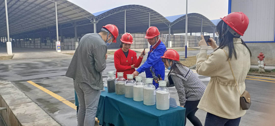 微信图片_20211119152112.jpg 微信图片_20211119152112.jpg