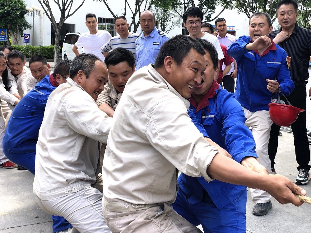 四川威廉希尔500欧洲指数拔河比赛.jpg 四川威廉希尔500欧洲指数拔河比赛.jpg